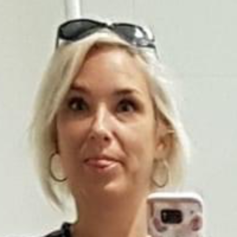 Meet your Posher, Lucie